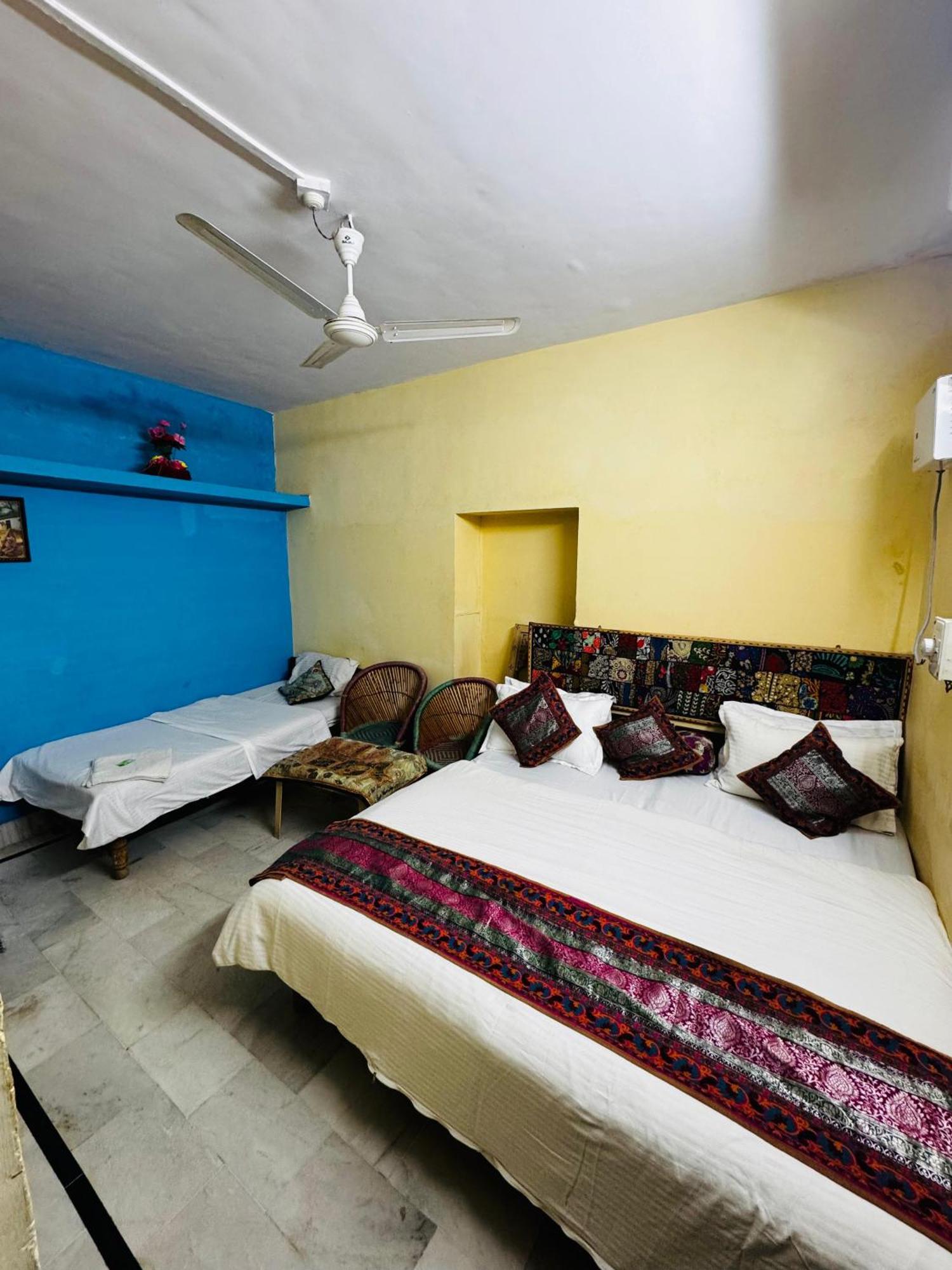 Neem Guest House Джайсалмер Экстерьер фото